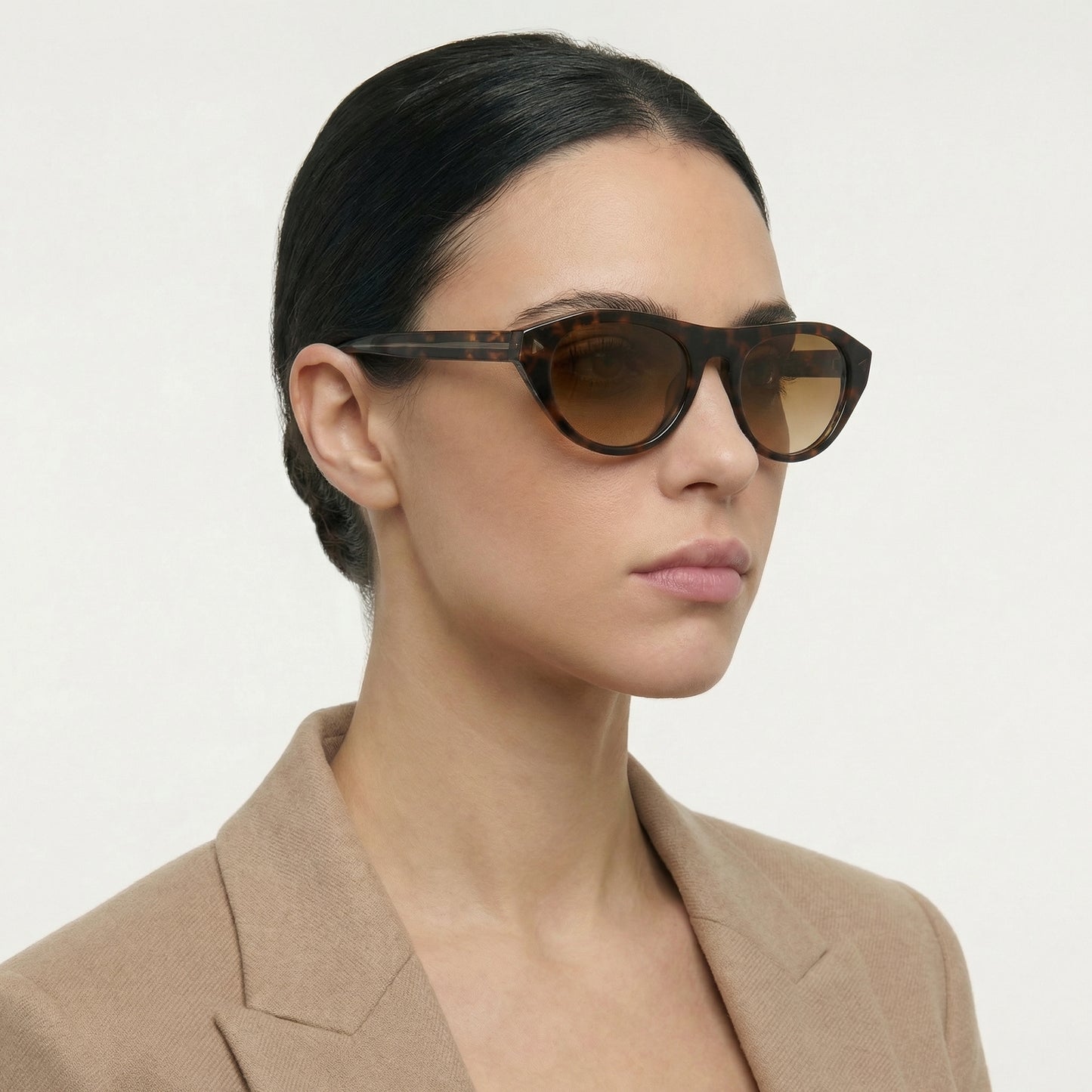 Venicia Oran Sunglasses
