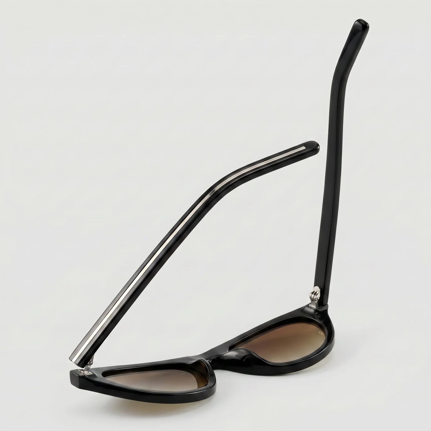 Venicia Oran Sunglasses